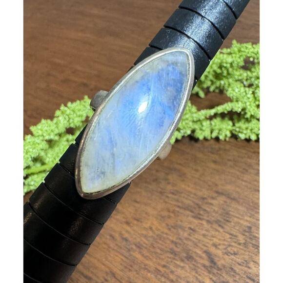 Sterling Silver Chunky Natural Rainbow Moonstone Ring Size 4.75 - Picture 3 of 11